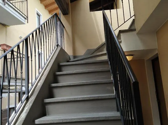 Un Oeil Sur La Cathedrale アパート *